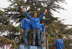 鄭州超前涂料歡迎您！專業(yè)真石漆生產(chǎn)廠家